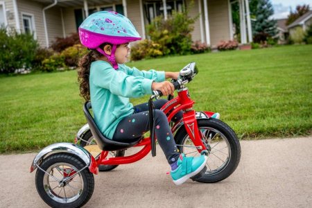 Schwinn Roadster Tricycle for Toddlers and Kids Classic Tricycle Red